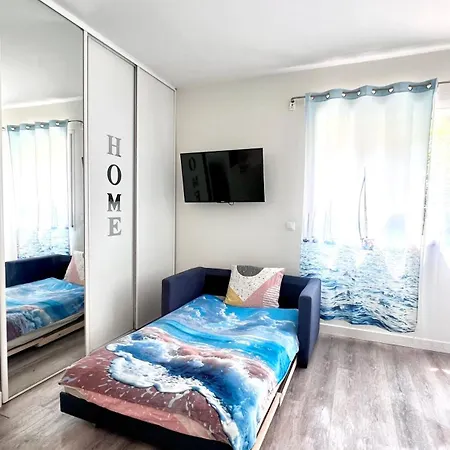 Apartment Sea And *